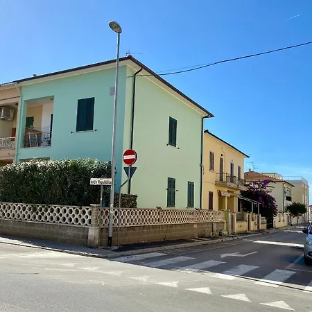 Via Siena 1 *
